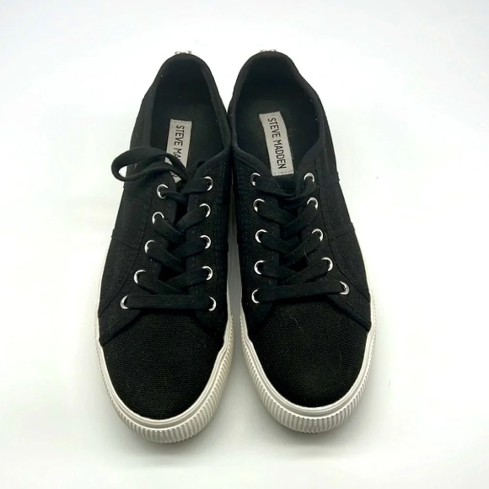 Steve Madden - Emmi Black & White Platform Lace Up Sneakers Size 8